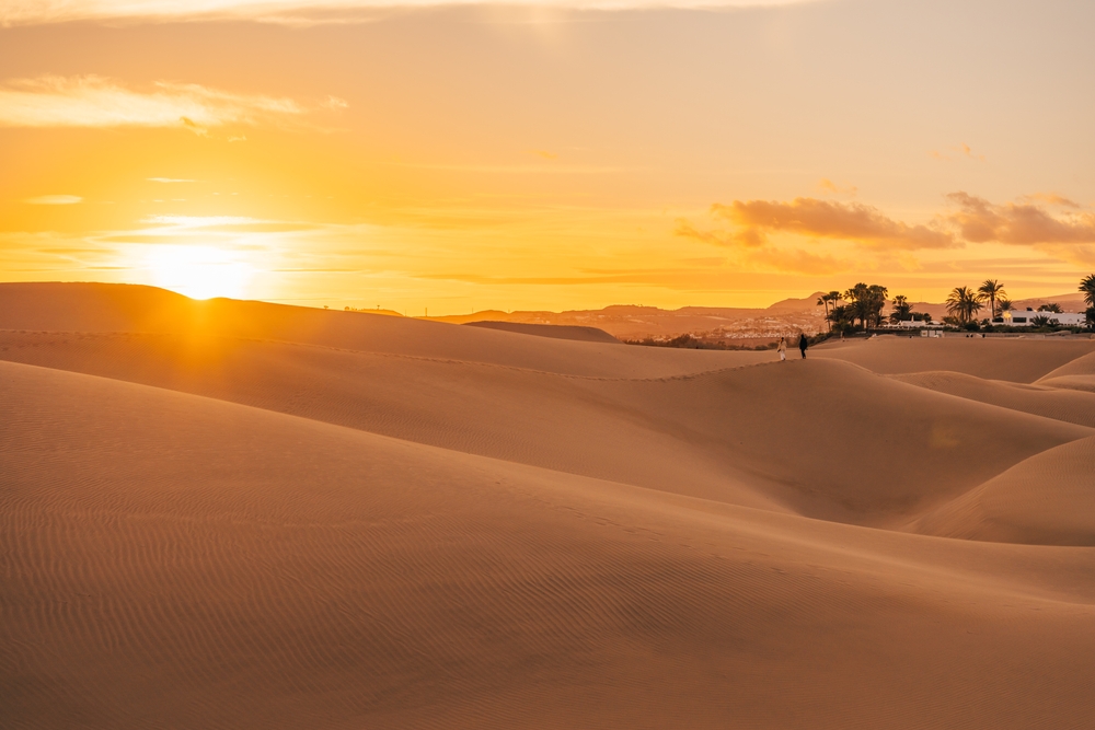 sunset at the maspalomas dunes